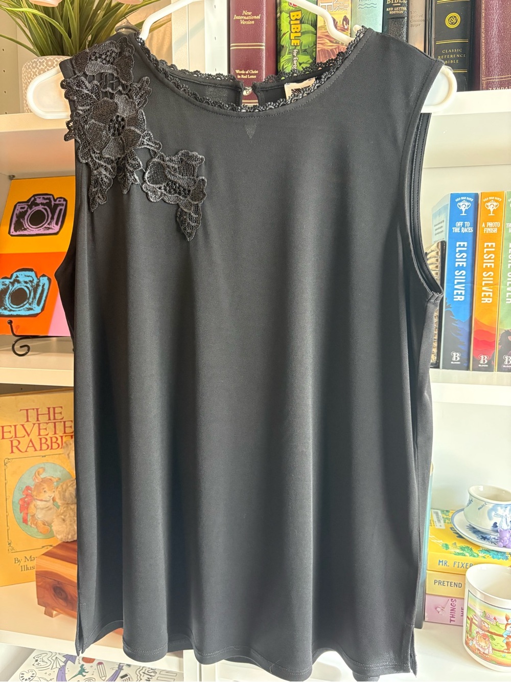 Anne Klein Black Sleeveless Lace-Accent Tank